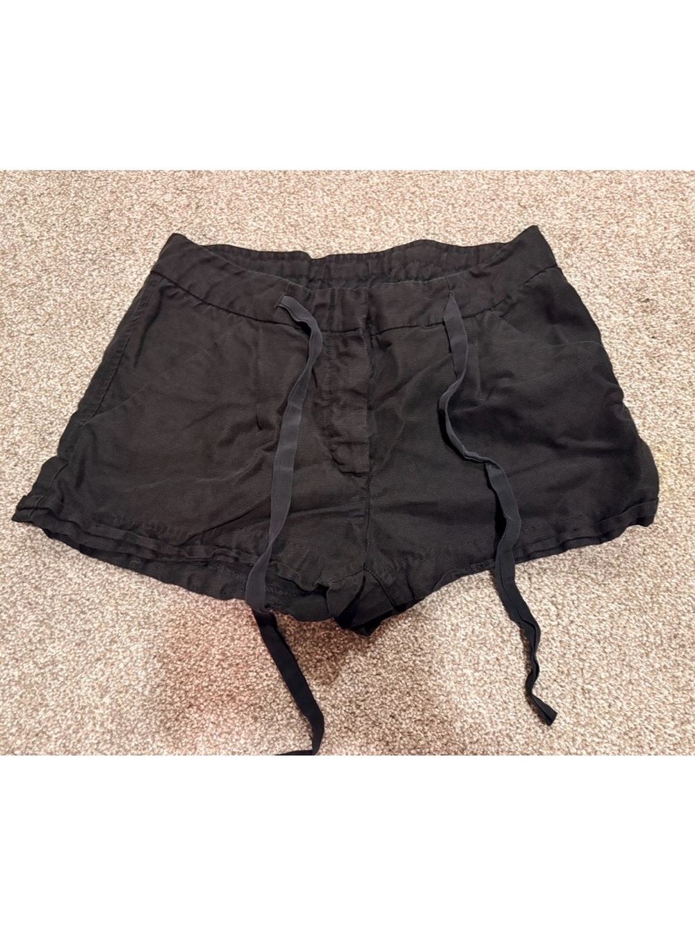 Aritzia Black Linen Shorts